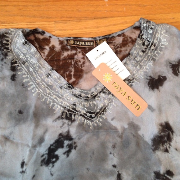 Raya Sun beach coverup - Picture 2 of 2